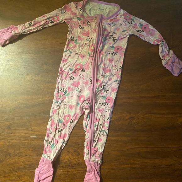 Little Sleepies Sweetheart Blooms Zippy - Picture 1 of 2